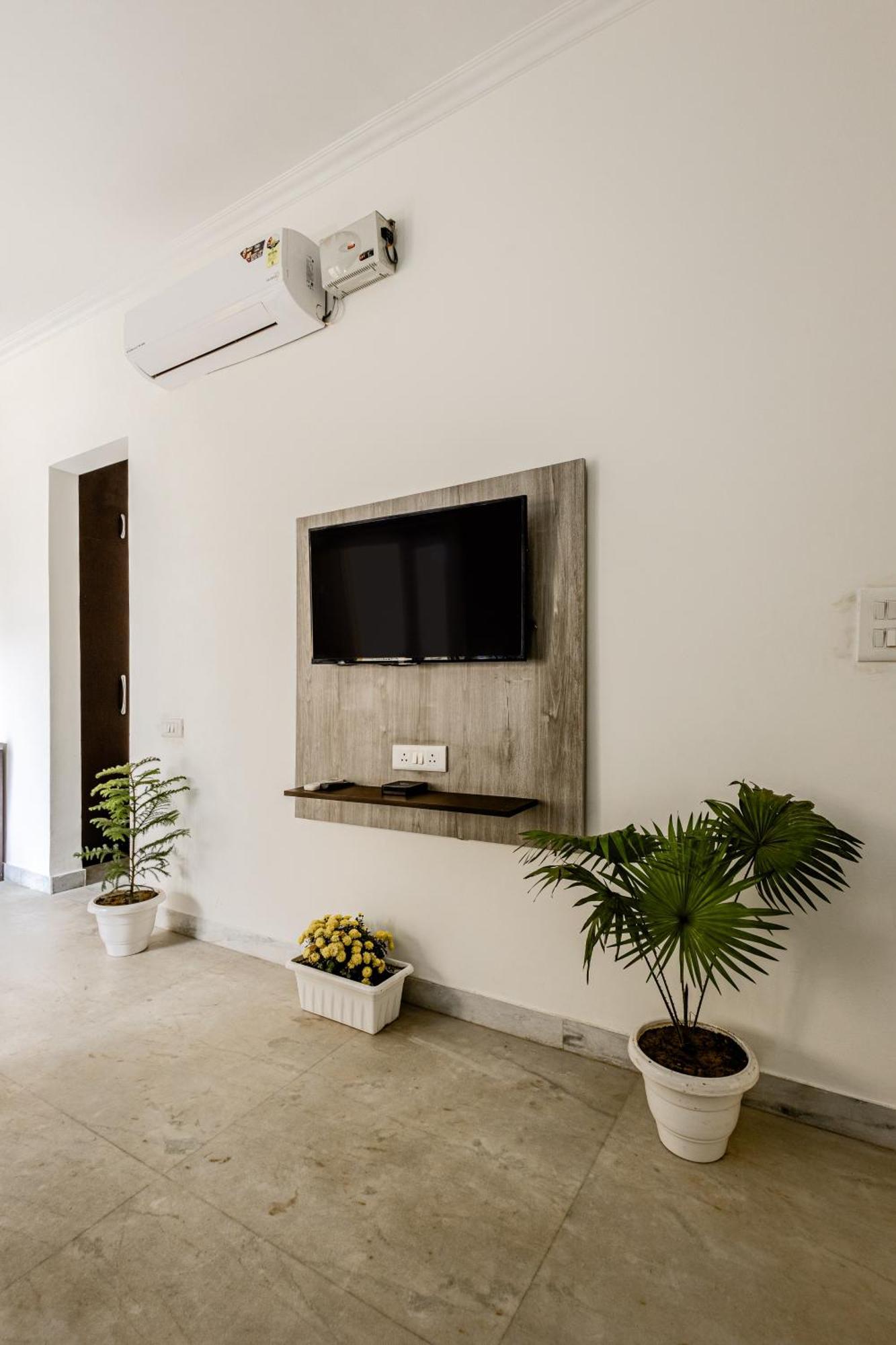 Lime Tree Service Apartment Golf Course Road, 古尔冈 外观 照片