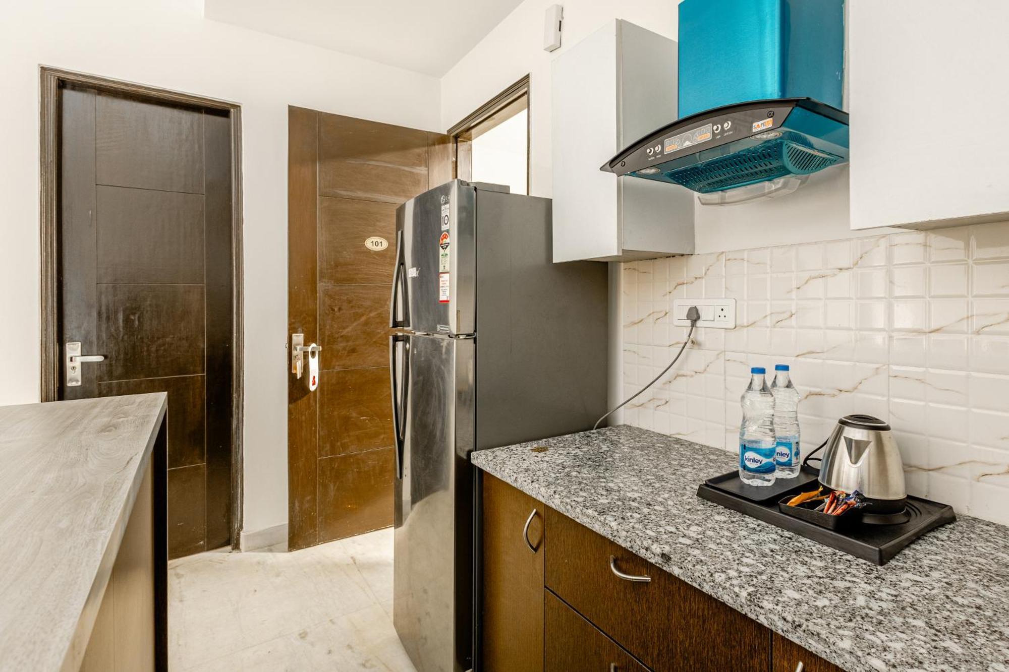 Lime Tree Service Apartment Golf Course Road, 古尔冈 外观 照片