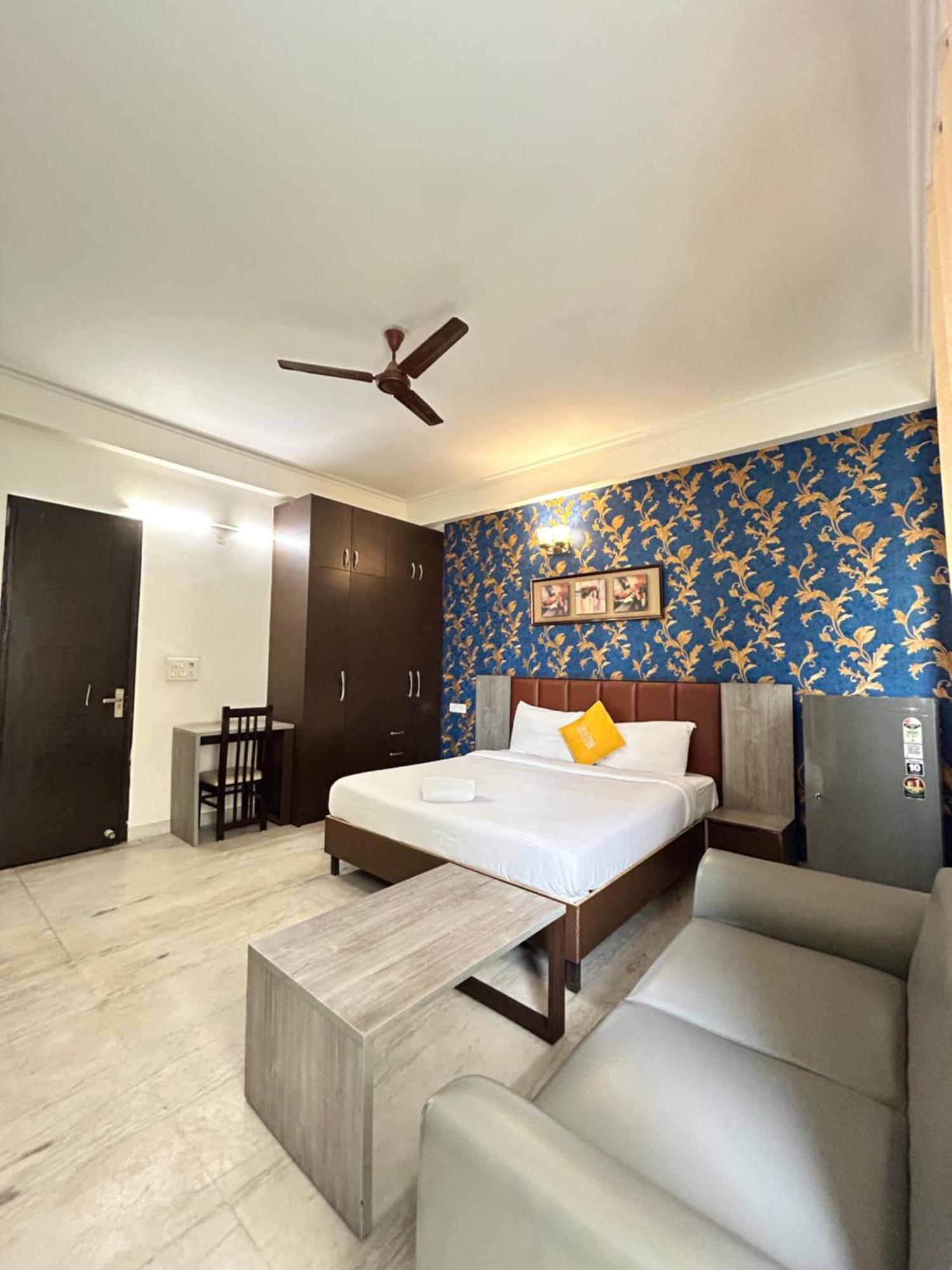 Lime Tree Service Apartment Golf Course Road, 古尔冈 外观 照片